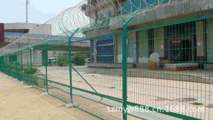 深圳明洋王金屬制品 專業生產安裝各類護欄網，打造安全美觀的防護屏障